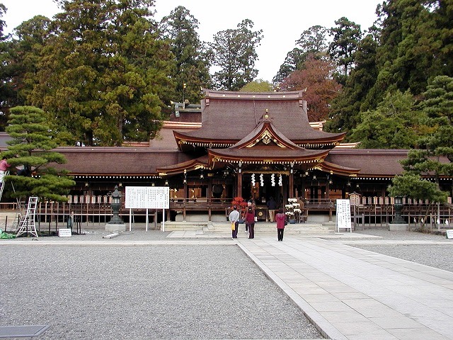 s-tagashrine.jpg